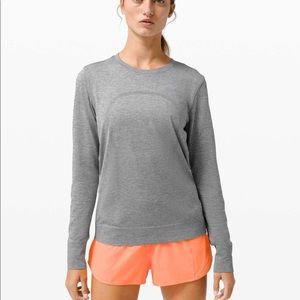 LULULEMON SWIFTLY TECH BREATH SZ 6